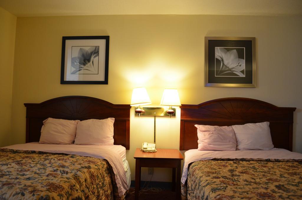 Ouachita Mountain Inn Glenwood Room photo